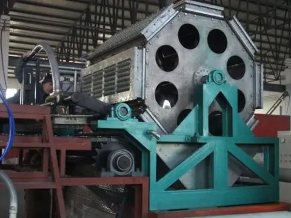 4X8蛋托機山西客戶現(xiàn)場安裝